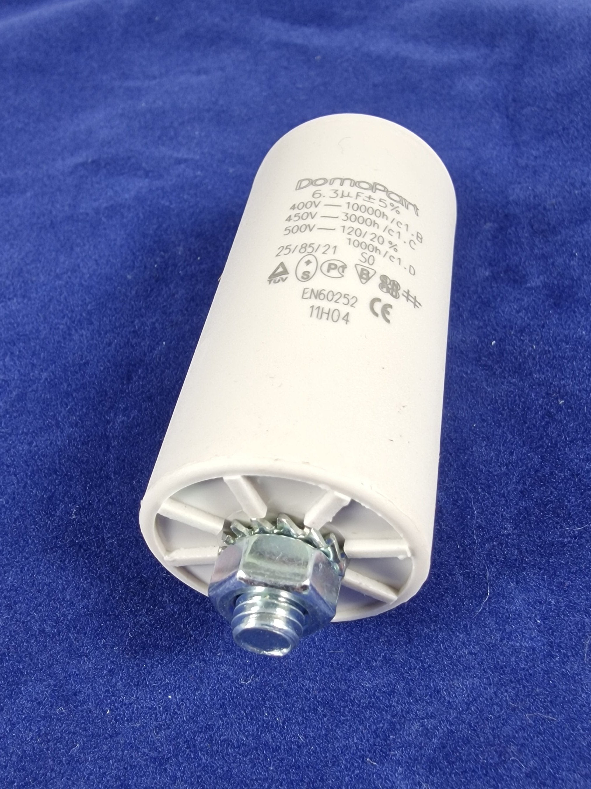 Capacitor 6.3µF - UNI107