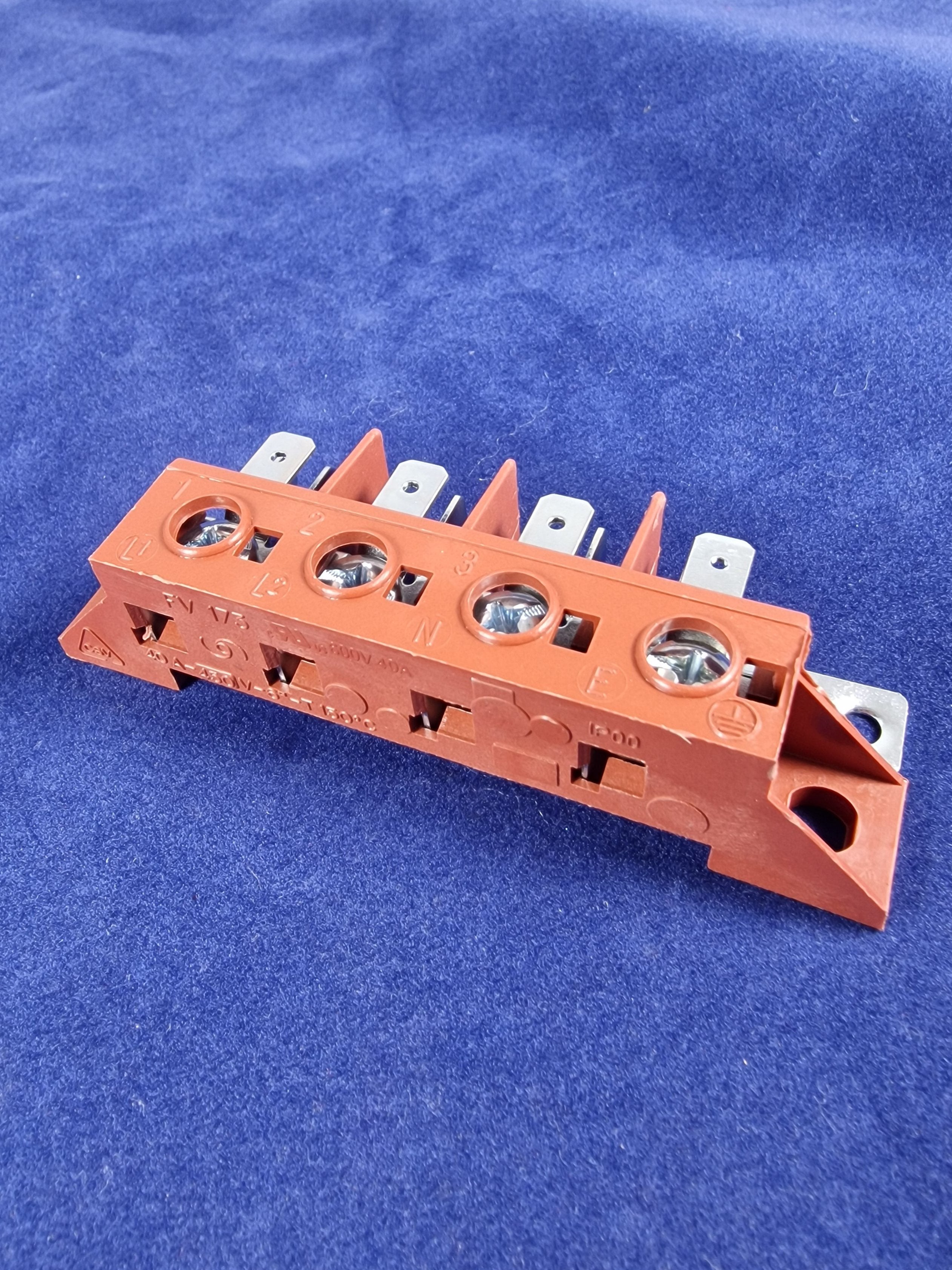 40 amp terminal block