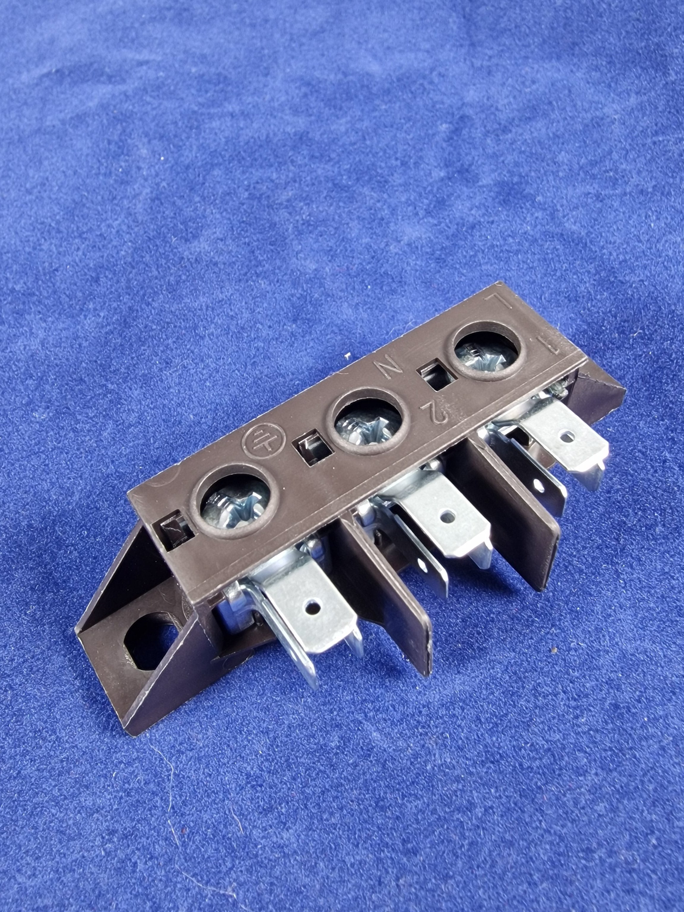 40 amp - 3 way terminal block