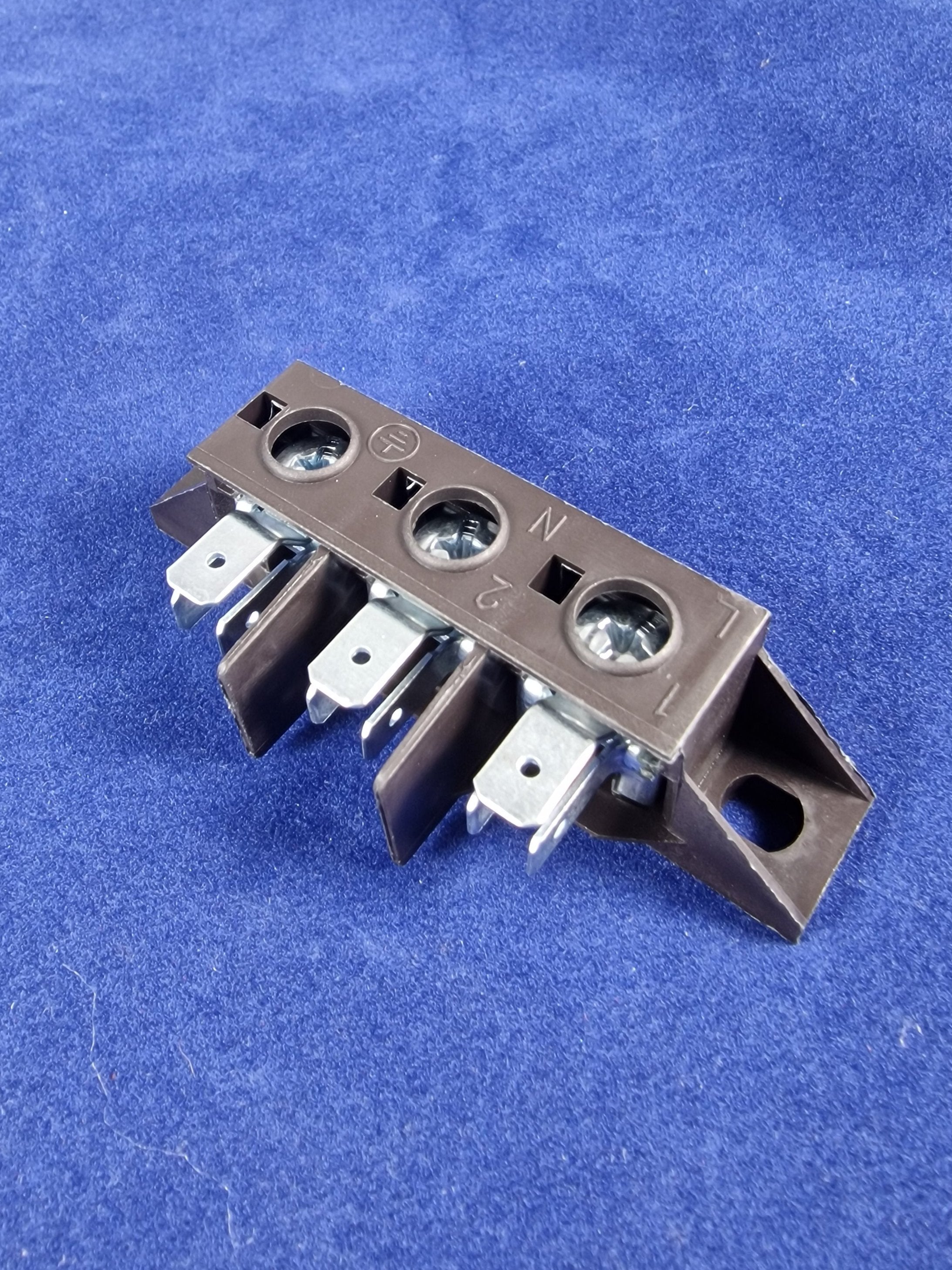 40 amp - 3 way terminal block