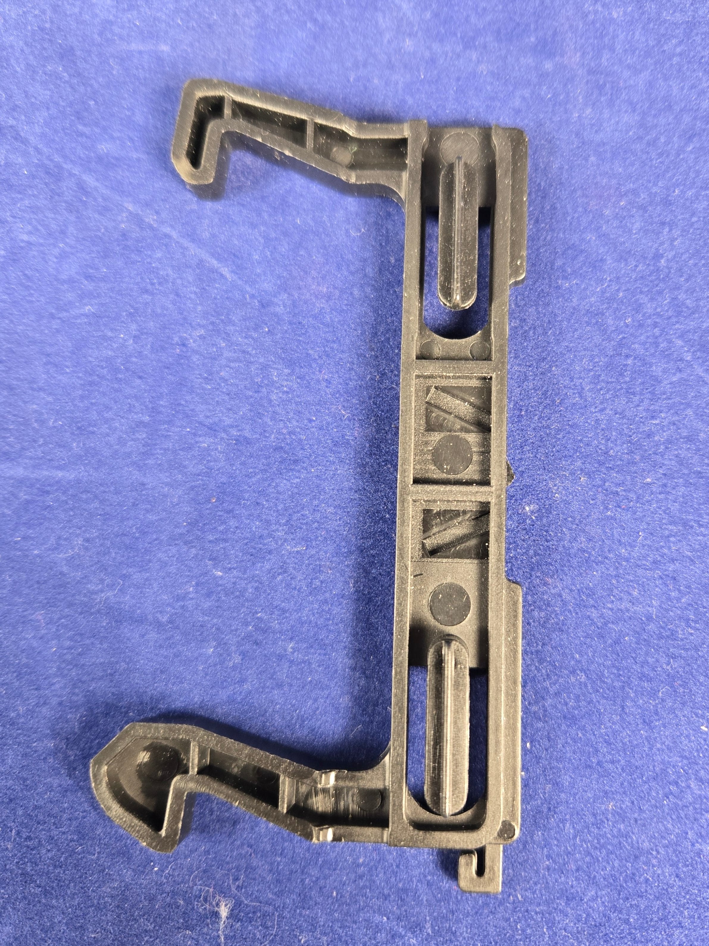 Bosch FFL020 and FFL023 and Microwave oven door hooks - 00635182