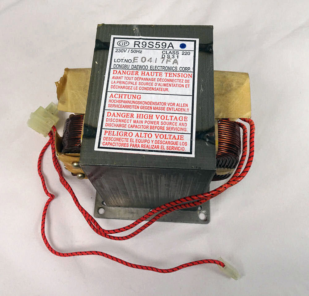 Daewoo KOM9F85 high voltage transformer - 3518126400